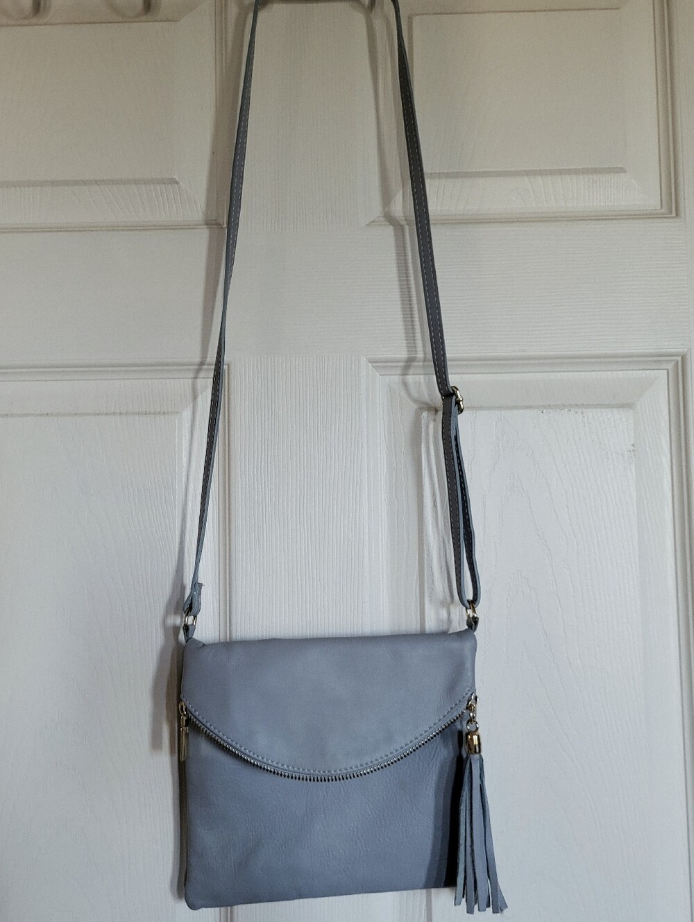 Vera Pelle Soft Genuine Leather Foldover Tassel Crossbody Bag Made in Italy